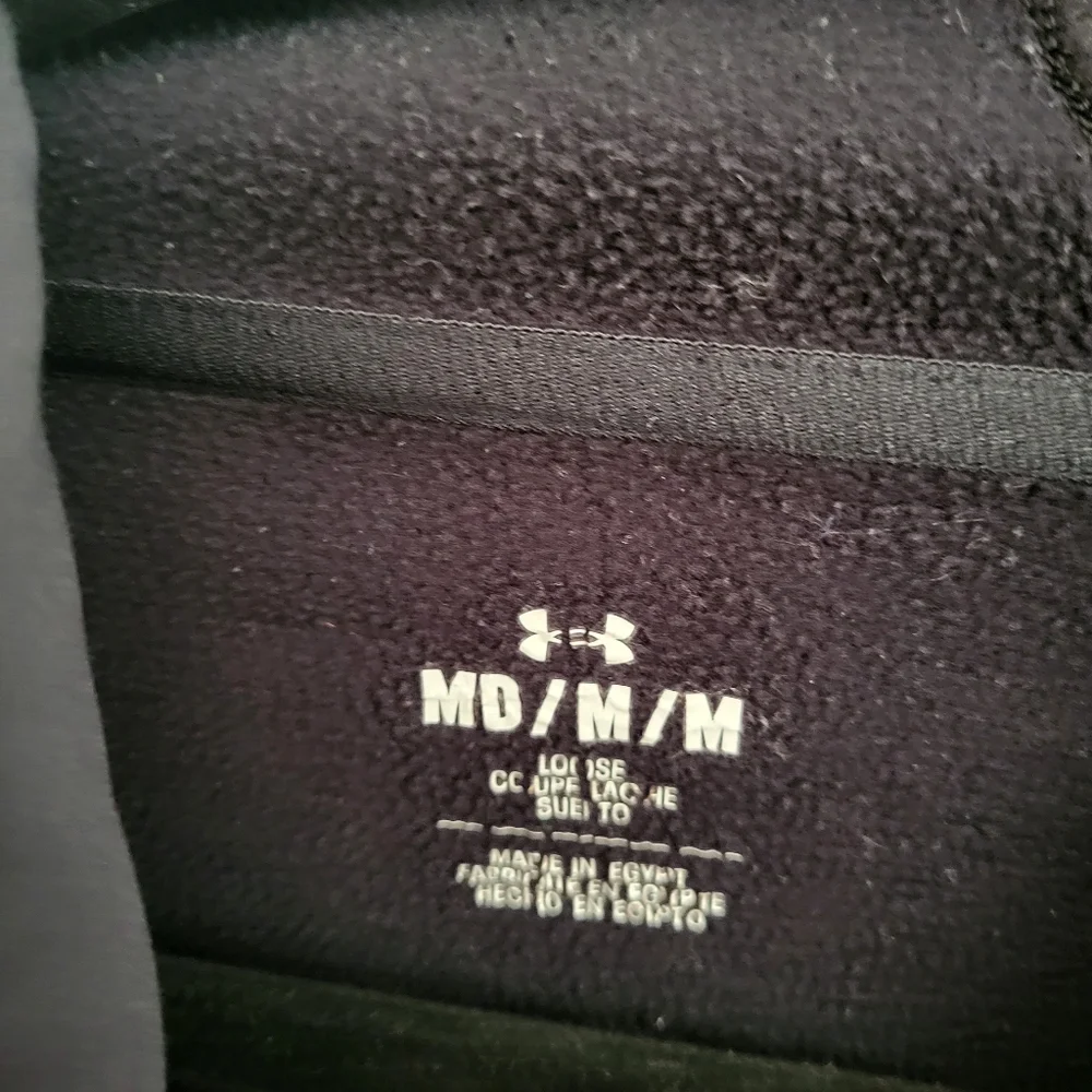 Under Armour Mens Medium Loose Black Long Sleeve Hoodie Kangaroo Pocket - Picture 2 of 5